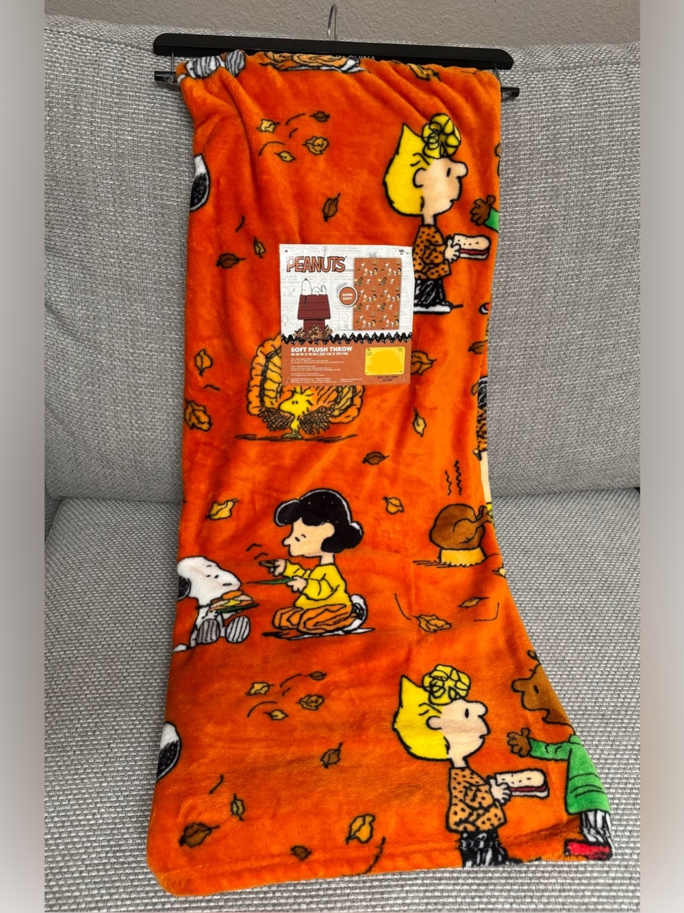 Peanuts Snoopy Thanksgiving Throw Blanket Fall Autumn Orange 50 x 60 NWT